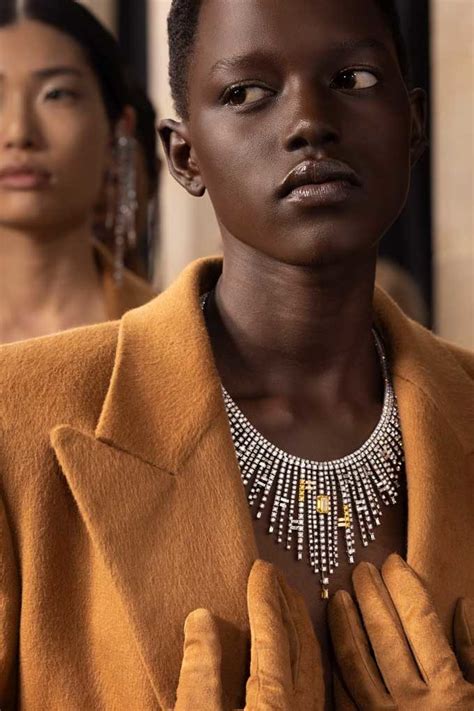 narożnik fendi|Fendi jewellery.